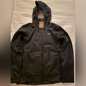 Patagonia M's Torrentshell 3L Rain Jacket
Black, size small